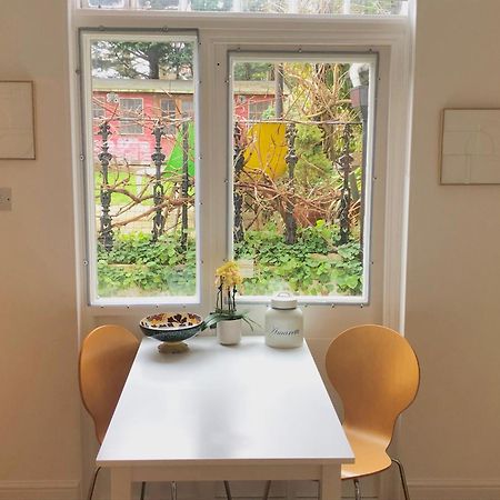 Spacious Comfortable Flat With Free Parking In East Finchley, Muswell Hill & Close To Alexandra Palace Londra Esterno foto