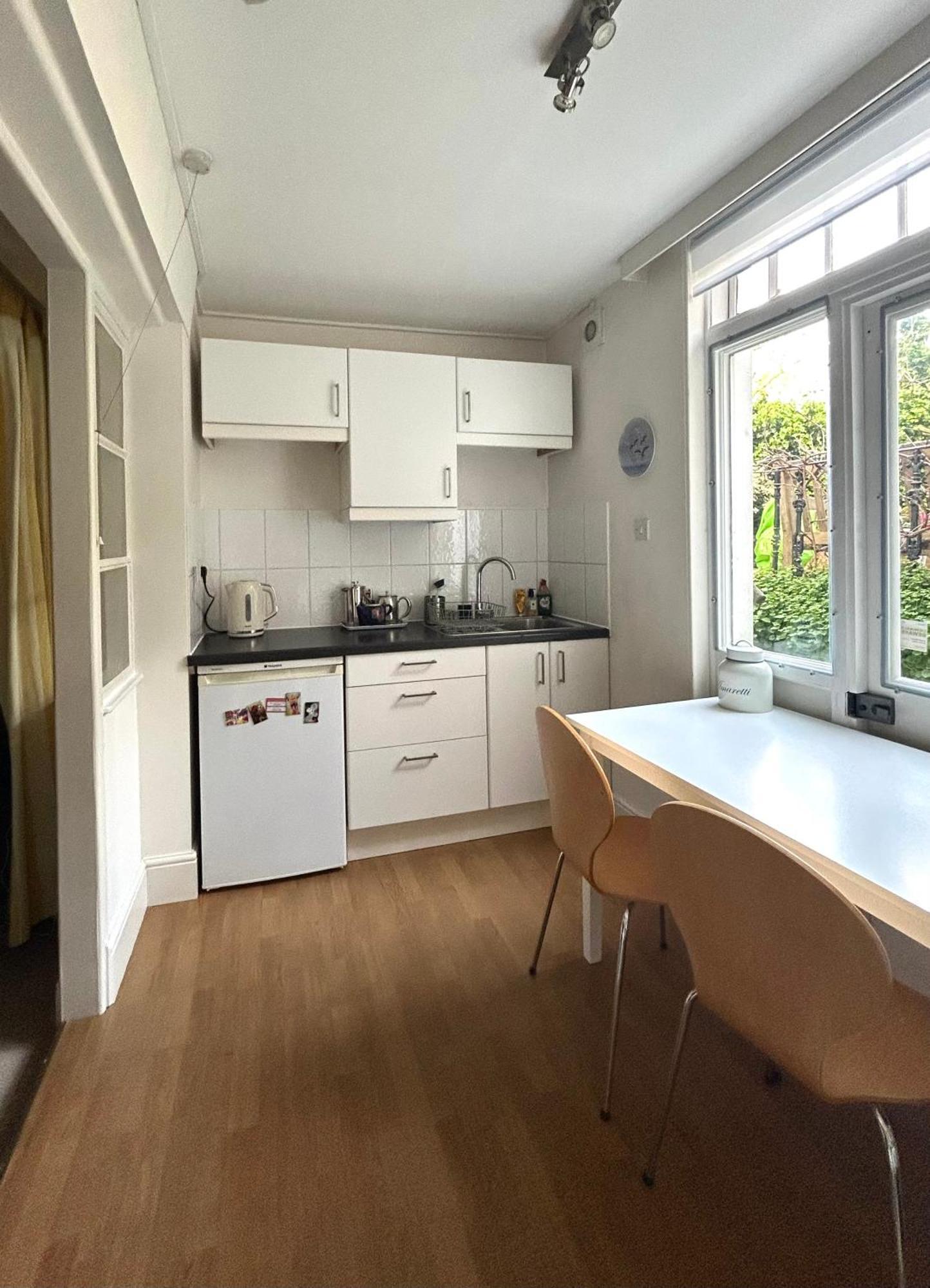 Spacious Comfortable Flat With Free Parking In East Finchley, Muswell Hill & Close To Alexandra Palace Londra Esterno foto