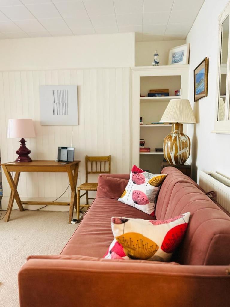 Spacious Comfortable Flat With Free Parking In East Finchley, Muswell Hill & Close To Alexandra Palace Londra Esterno foto